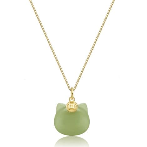 “Introducing the LOOYUUPEE Green Jade Cat Necklace – a lucky and stylish gift for American women!”