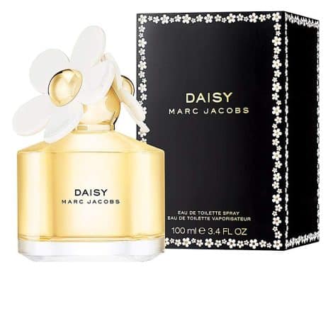 “Marc Jacobs Daisy, a captivating fragrance in a generous 3.4 fl oz spray bottle.”