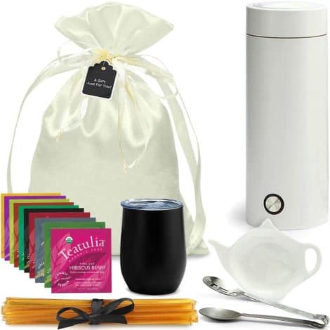 SurpriseSip Organic Tea Gift Set – Portable Kettle & 25 tea varieties. Perfect gift for tea lovers!