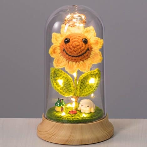 Levvohd Forever Sunflower presents for ladies, Artistic Artificial Sunflower Decoration in a Plastic Dome with LED. Perfect for Mom’s Day, birthday, Xmas, Valentine’s.