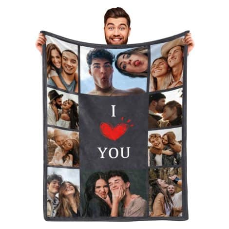 Customize your own photo blanket for a heartfelt Christmas gift to show your love. (14 words)