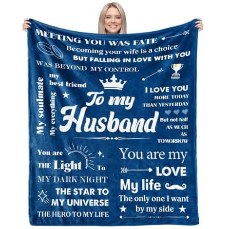 Cozy Love Blanket: Thoughtful gift idea for your husband on occasions like Father’s Day, birthdays, Christmas, and anniversaries.