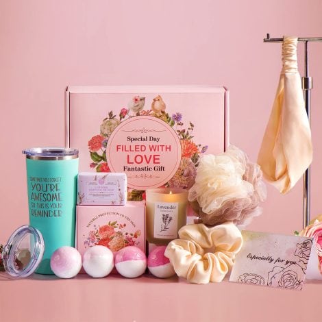 Gift set for women, perfect for birthdays, Valentine’s Day, and self-care moments. Includes a tumbler to show appreciation.