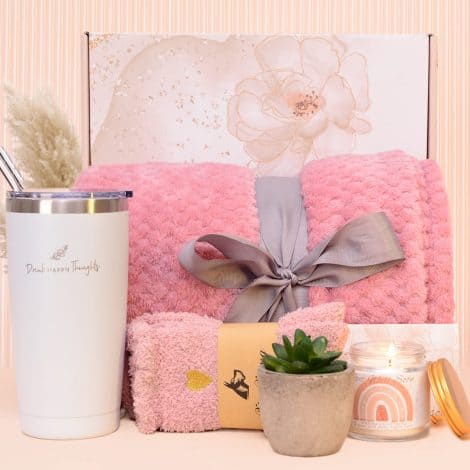 Thoughtful Healing Gift Set for Women: A comforting care package to brighten your friend’s spirits.