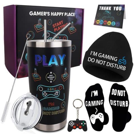 “2023 Cool Gaming Gift Set: 8PCS CAKKA Gamer Gifts Pack, featuring Tumbler, Straw, Beanie, Socks, Key Chain, Thanks Card & Gift Box. Ideal Christmas Present for Teenage Boys and Men!”