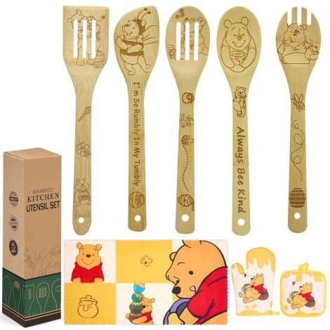 Mom’s Birthday Surprise: Adorable Bear Bee Kitchen Set, Including Bamboo Spoons, Oven Mitts, and Dish Towels. Perfect Gift!