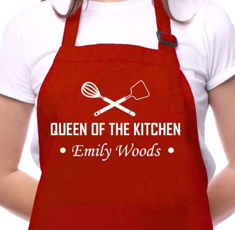 Personalized Women’s Apron: Customizable cooking gift for Mom and Grandma. Ideal for birthdays, Thanksgiving, and Mother’s Day.