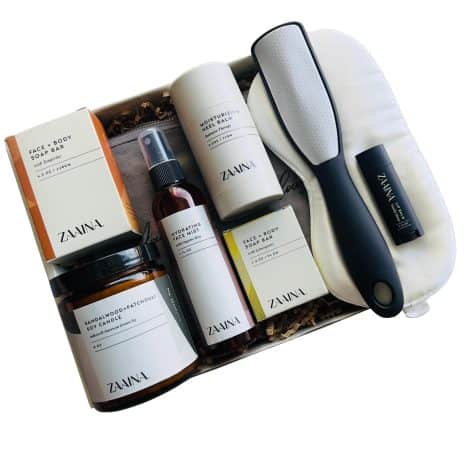 ZAAINA’s Spa Gift Set for Women: Pampering Box with Sandalwood Candle, Organic Beauty Products; Perfect Christmas Gift.