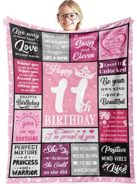 Gift ideas for 11-year-old girls – soft and cozy blanket perfect for their birthday celebrations!