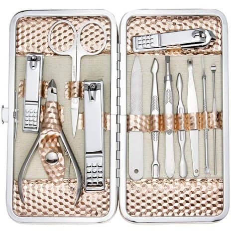 ZIZZON’s Rose Gold Professional Nail Care kit: Keep your nails stunning with this travel-friendly grooming set.