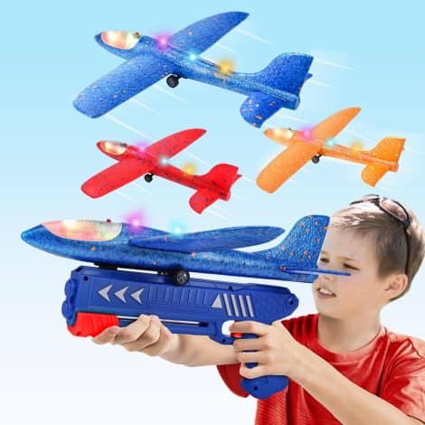 Foam Glider Airplane Toy Set – Launch 3 planes with LED lights, perfect for outdoor fun. Ideal for kids 4-12.