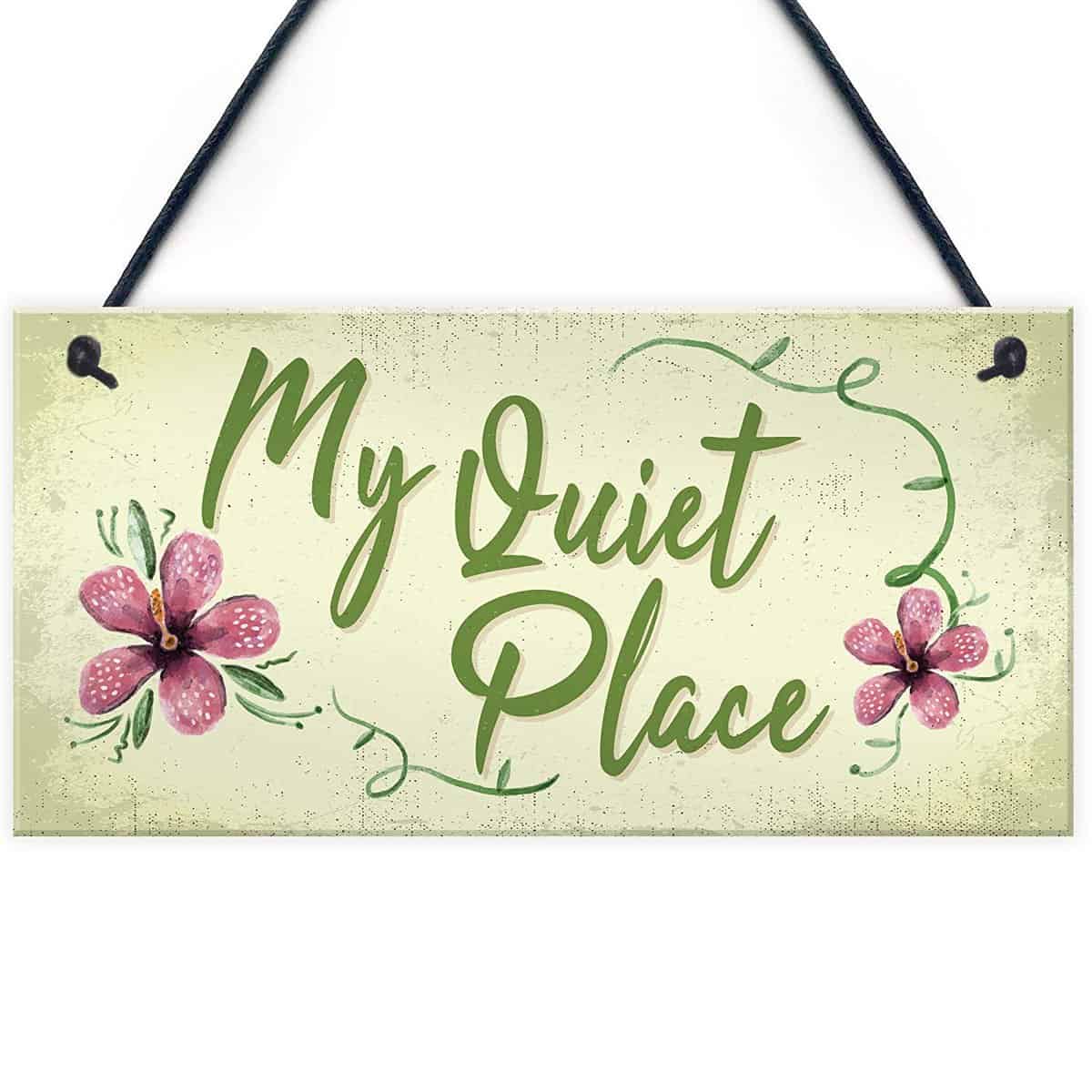 Meijiafei Quiet Place Garden Hanging Sign Garden Shed SummerHouse Plaque MUM NAN Women Gifts for Her 10" X 5"