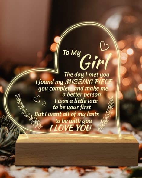 Engraved Love Light: Thoughtful Presents for Her – Ideal for Birthdays, Anniversaries, and Valentine’s Day. From Boyfriends.