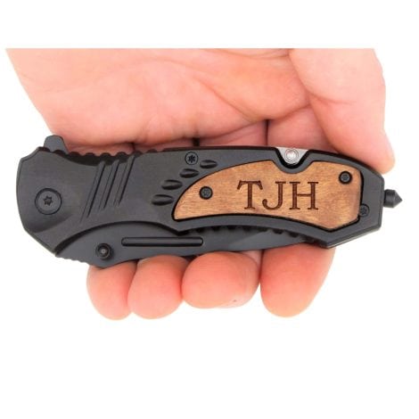 Engraved Pocket Knife by Palmetto Wood Shop – Ideal personalized gift for Valentine’s, Fathers Day, and Anniversaries, in sleek black.