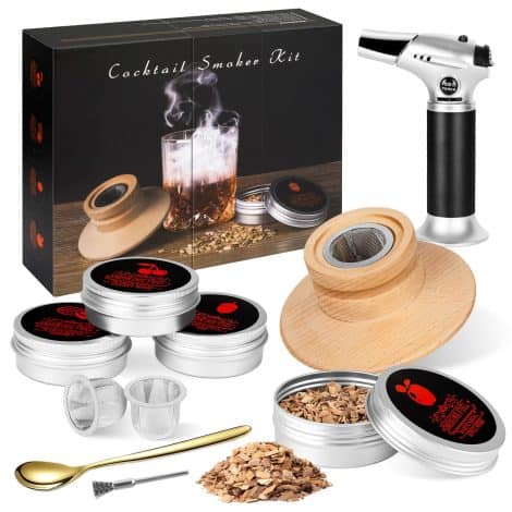 Smoky Mixology Set – Enhance your cocktails with this kit including a torch and 4 different wood chips. Perfect for gifting!