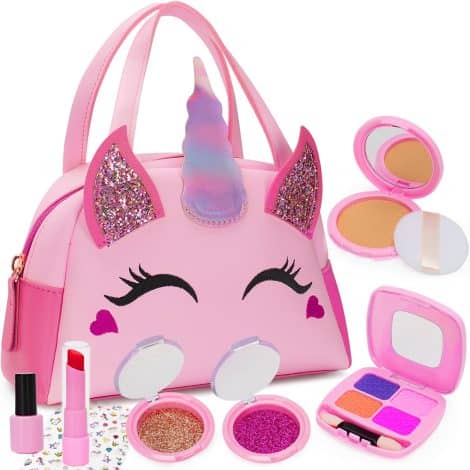 Officygnet Princess Play Purse, a perfect pretend play set with makeup for little girls aged 3-8. Ideal for Christmas and birthdays.