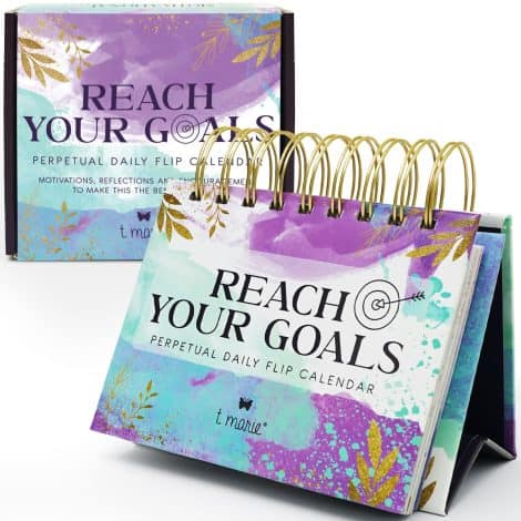 Achieve Your Dreams Daily Desk Calendar – Inspiring Gift with Positive Messages for Women -2023-2024 Calendar