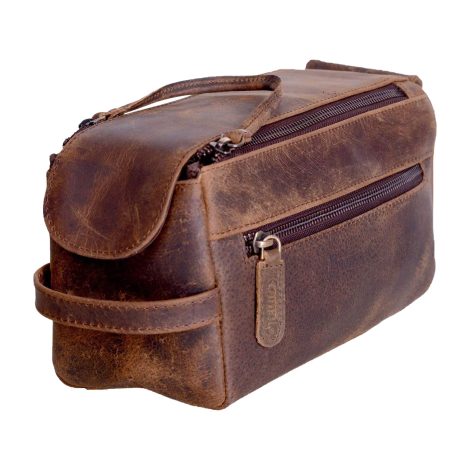 High-quality unisex travel bag made of buffalo leather by KOMALC. Perfect for your toiletries on the go.