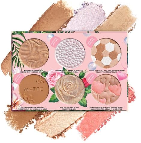 Physicians Formula All-Star Face Palette Holiday Gift Set: Ultimate makeup collection to give you a stunning Christmas look.