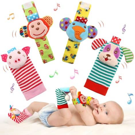 SSK Soft Baby wrist rattle and foot finder socks set with plush infant toys, perfect for newborns.