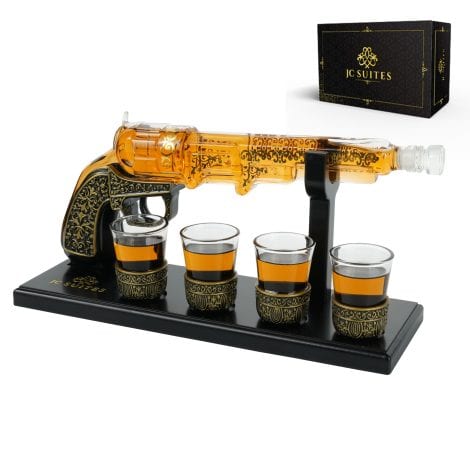 Elegant Gun-shaped Whiskey Decanter Set for those who appreciate fine spirits—includes shot glasses and gift box.