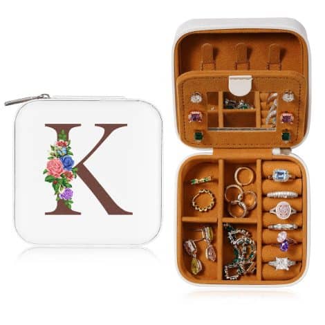 Yesteel’s Compact Jewelry Case: Keep your precious accessories organized and safe while on the go. Perfect gift for her!