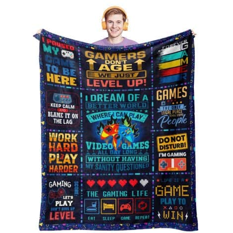 Shop our collection of epic gaming blankets – the perfect gift for every gamer!