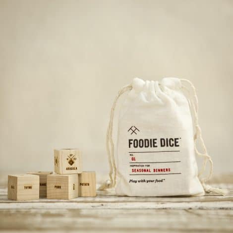 Foodie Dice® No. 1 Seasonal Dinners (pouch) – Classic Edition: Wooden dice for cooking inspiration, perfect foodie gift for Christmas.