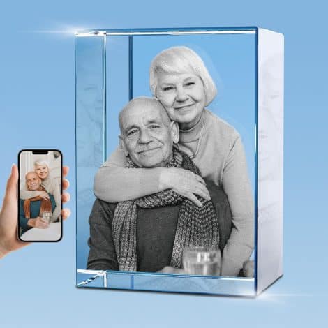 Customizable 3D crystal portrait – a perfect, one-of-a-kind gift for Father’s Day, weddings, and remembering loved ones.