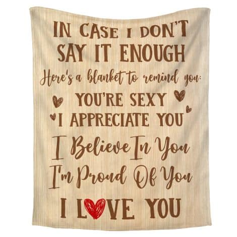 Cozy Love: Fleece Throw Blankets – Perfect Couples’ Gifts for Holidays, Anniversaries, Birthdays, and Weddings!