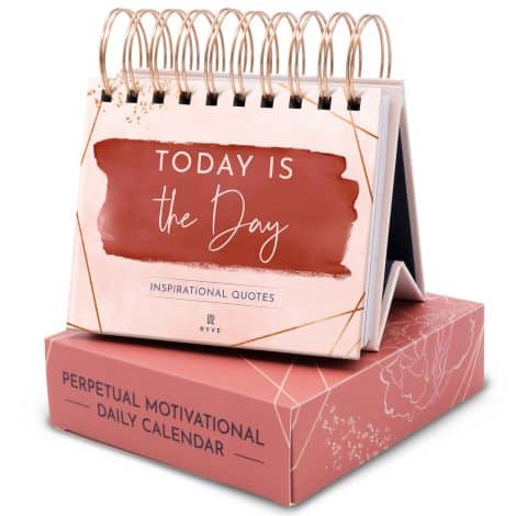 RYVE Calendar: Stay motivated with uplifting quotes! Perfect gifts for women, ideal for office decor. Embrace inspiration!