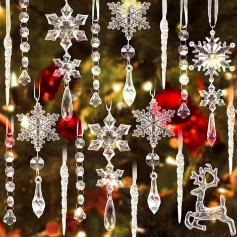 Get into the holiday spirit with JOHOUSE’s 20PCS Acrylic Snowflake Ornaments, perfect for decorating your Xmas tree!