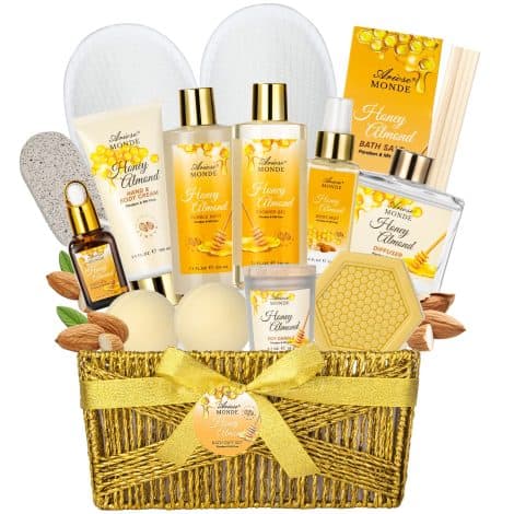 Luxurious Honey Almond Scented Bath Set with Bubble Bath, Bath Salts, Body Lotion – Perfect Women’s Gift.