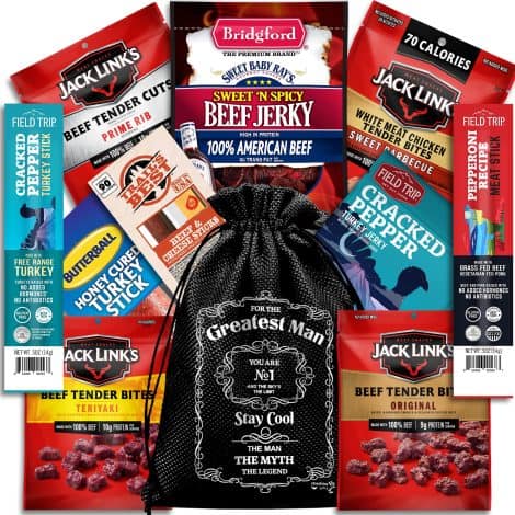 Assorted Beef Jerky & Cheese Basket: The perfect gift for guys who love delicious snacks and surprises.