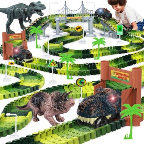 Build your own Dinosaur World Racetrack with this flexible track set, including 2 cool Dinosaur cars. Perfect for 3-6 year olds!