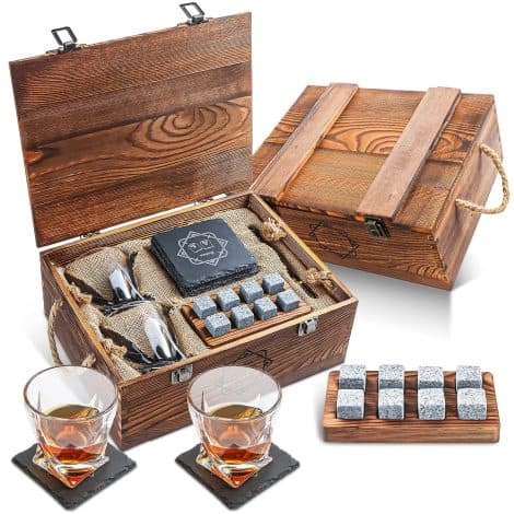 Baban Whiskey Gift Sets: Ultimate package for whiskey enthusiasts – 2 glasses, 8 stones, 2 coasters, all in a wooden box. Perfect for festive gifting.