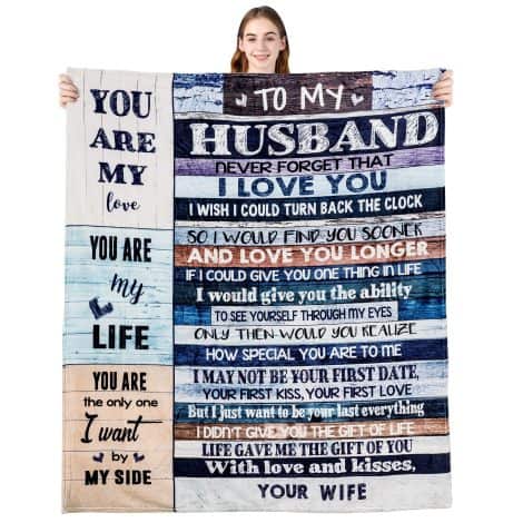 Celebrate love with BLAMEZI’s cozy Anniversary, Birthday, and Christmas gift for your husband – his favorite blanket!