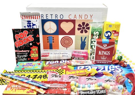 Christmas nostalgia in a box: Delicious mix of childhood candies, perfect for any man, woman, or junior.