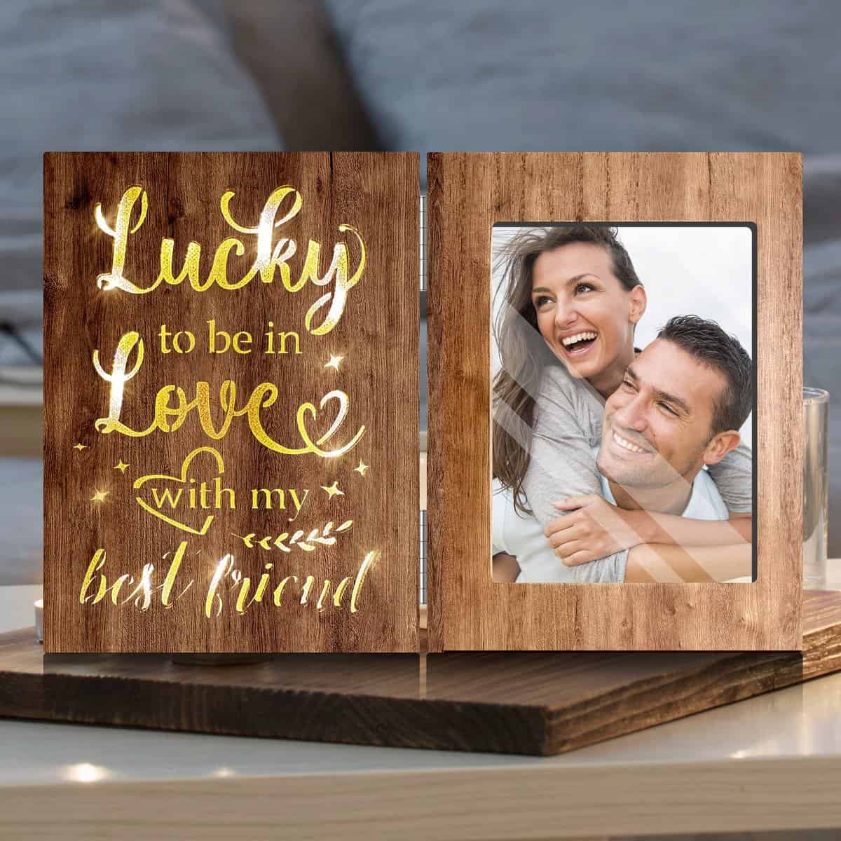 ARIDUR Christmas Boyfriend Gifts, Christmas Boyfriend Girlfriend Gifts,Best Gifts for Him Boyfriend from Girlfriend on Christmas, Brown Glowing 4x6 Picture Frame for Wall and Tabletop