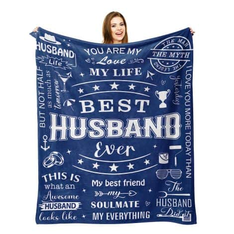 Ryubein Husband Gift Set: Cozy Blanket perfect for Birthday, Anniversary, or Wedding, tailored for him.